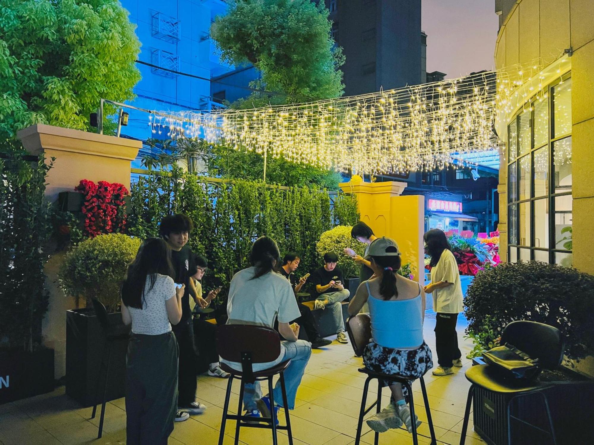 Dayin Garden Hotel -Near People'S Square & Nanjing Road-Large Social Area -Bar -Cafe -Gym -Free Laundry Luggage Storage -24H Front Desk-English Service Thượng Hải Ngoại thất bức ảnh